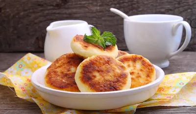 Домашние сырники - пошаговый рецепт с фото на Вкусномир