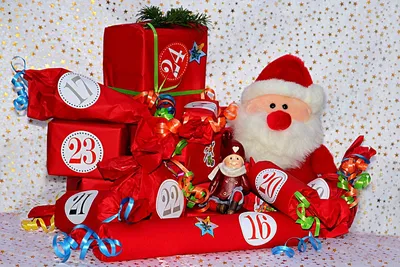 Тайный Санта! Правила игры и идеи интересных подарков на Новый Год 2023 |  Шоколадная фабрика «Конфаэль» | Дзен