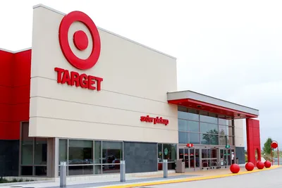 Target closing stores due to retail theft l GMA - YouTube
