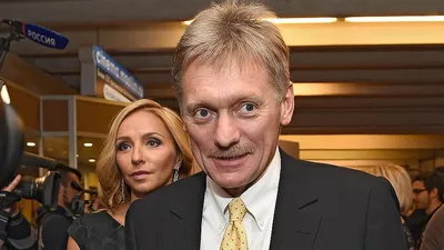 Как пресс-секретарь президента РФ встретил Новый год, показала его жена -  02.01.2020, Sputnik Беларусь