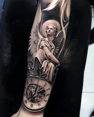 Фото татуировки ангела на руке: большой размер