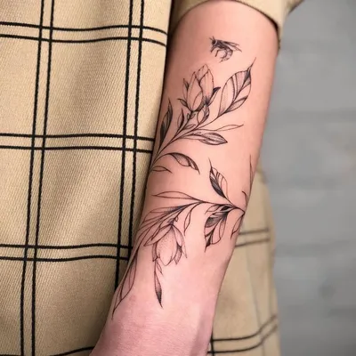 Картинка татуировки на руке в формате JPG