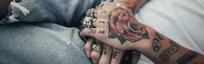 WebP изображения татуировок на кисти рук мужчин