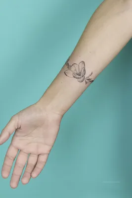 Татуировки на руке для девушек: изображения природы