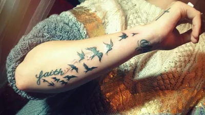 Фото татуировок на руке для девушек: лучшие идеи
