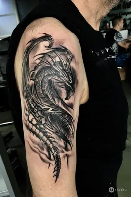 Фото тату на руке дракона в нескольких ракурсах