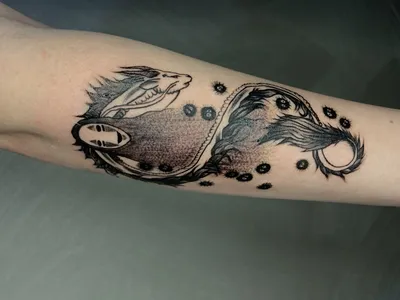 Картинка татуировки на руке дракона: PNG