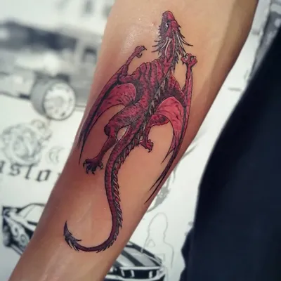 Изображение тату на руке дракон в живых красках: JPG