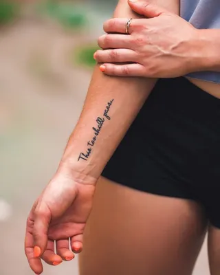Фото тату на руку для девушек: вдохновение от татуировок в стиле минимализма