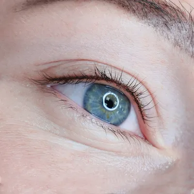 Фотографии татуажа глаз с разными цветами кожи