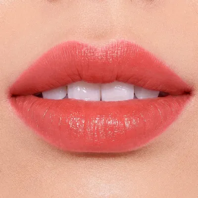 Фото Татуаж губ персиковый цвет для использования в дизайне