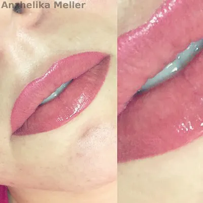 Фотография татуажа губ розового цвета с яркими деталями