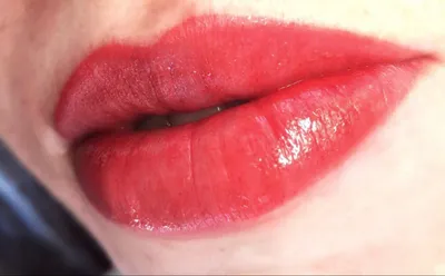 Фото Татуаж губ с растушевкой с использованием дополнительных элементов