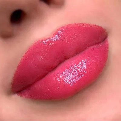 Картинка Татуаж губ: преимущества перед помадой