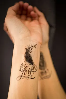 Фотки татуировок на руке для девушек с мотивами из фильмов