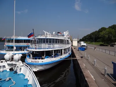 Теплоход \"Александр Свирский\", проект 305 - rivertravel - речные круизы и  путешествия