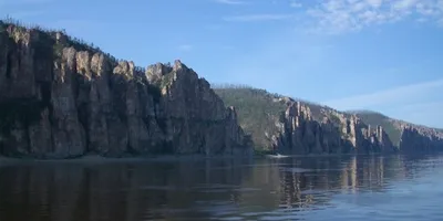 Двухпалубный ранен! В Тверской области спасали круизный теплоход «Александр  Свирский» и его пассажиров - Газета Вся Тверь