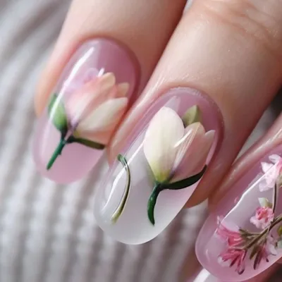 masterclass_nailartclub@instagram on Pinno: Яркие тюльпаны на ногтях 💐🌷  Этот и еще ...
