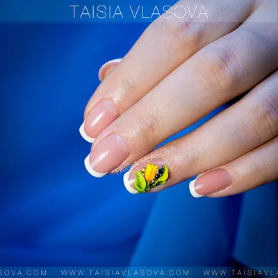 Маникюр с тюльпанами на ногтях (63 фото)