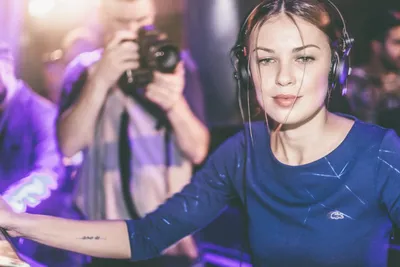 Сеть возмутило выступление жены Лещенко Dj Nastia на секс-вечеринке в Москве