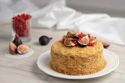 Медовый торт \"Рыжик\" - печем домашний тортик | Готовим дома с Натальей  Фишевой. | Дзен