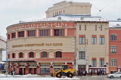 Театрально-концертный зал ЦДКЖ. Схемы залов