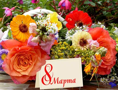 Букет 8 марта» с гипсофилами и тюльпанами - купить во Владикавказе за 5 570  руб