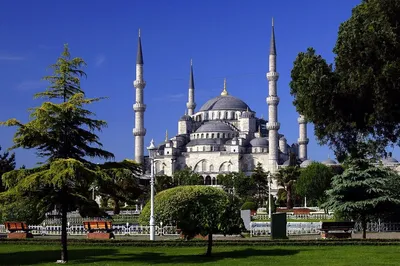 Мечеть На Горном Озере Узунгол Трабзон Турция — стоковые фотографии и  другие картинки Трабзон - Трабзон, Без людей, Вода - iStock