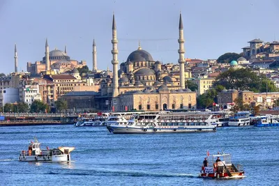картинки : путешествовать, Ориентир, Туризм, Место поклонения, Турция,  Стамбул, ислам, известный, Купол, турецкий, Исламский, туры, голубая мечеть  2592x4608 - - 610377 - красивые картинки - PxHere
