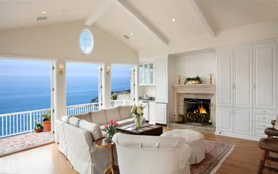 Уютный дом на берегу моря - красивые фото