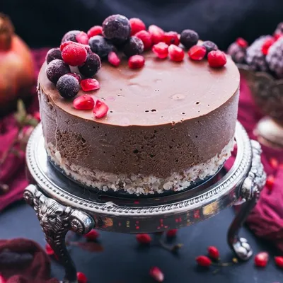 Как просто и красиво украсить торт в домашних условиях | AnanasArt | Дзен