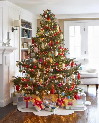 Как украсить ёлку по фэншуй, чтобы превратить новогоднее дерево в магнит  добра и денег
