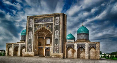 Medrese In Ancient City Bukhara, Uzbekistan Фотография, картинки,  изображения и сток-фотография без роялти. Image 107320687