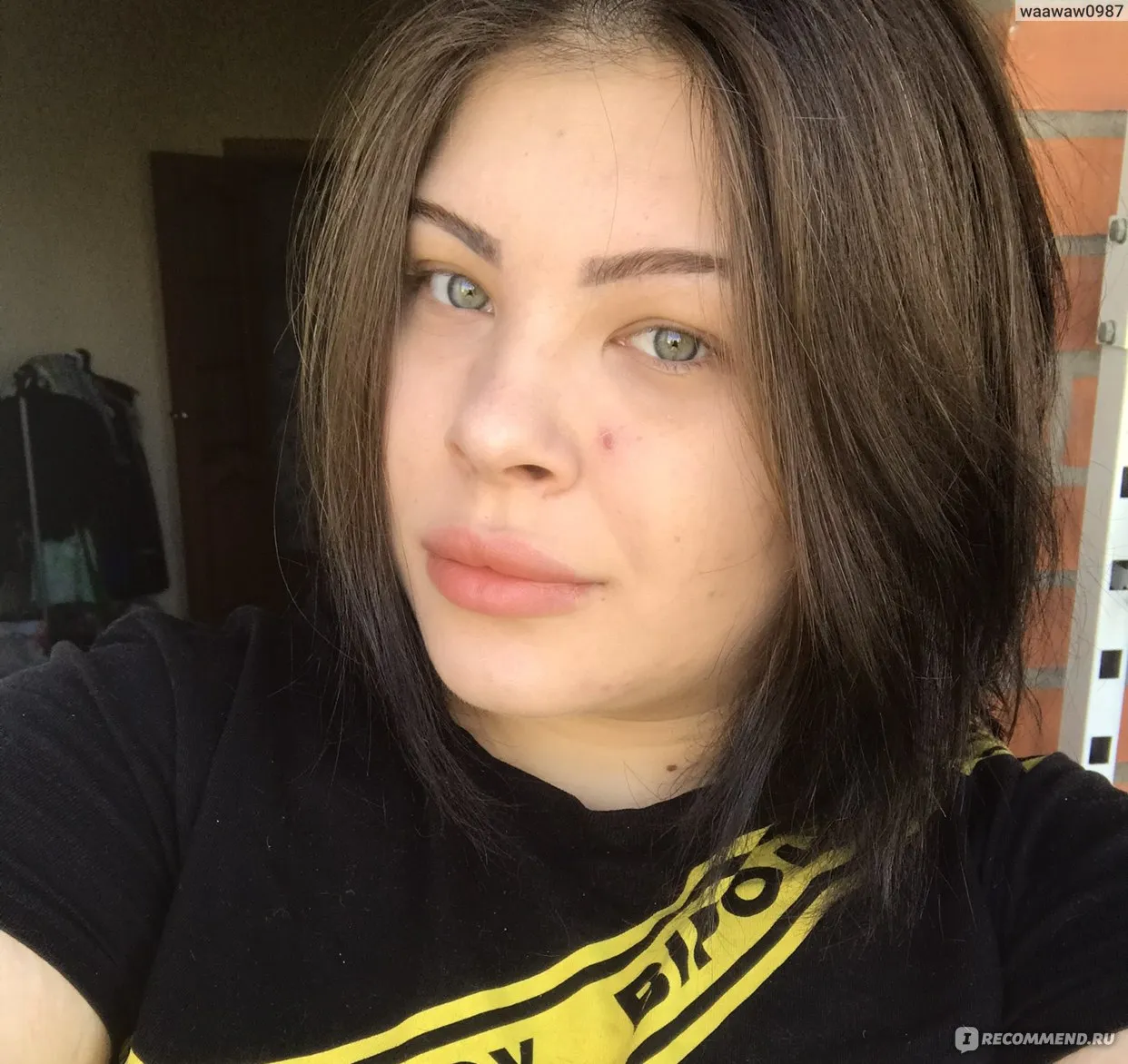 Фото ужасного татуажа бровей для использования в блоге Фото ужасного татуажа бровей для использования в блоге
