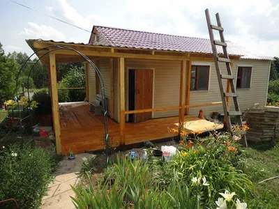 Веранда из дерева своими руками: поэтапная инструкция строительства от  крыши до фундамента + 100 фото