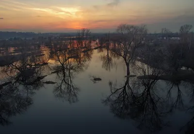 Теплый весенний вечер. Фотограф Михаил