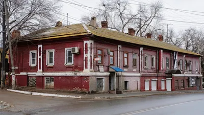 В центре Якутска незаметно и тихо доживают свой век 82-х летняя старушка и ветхий  дом её ровесник - Новости Якутии - Якутия.Инфо