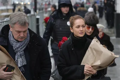 Гибель любимого и смерть маленькой дочки: страшное горе Виктории Исаковой