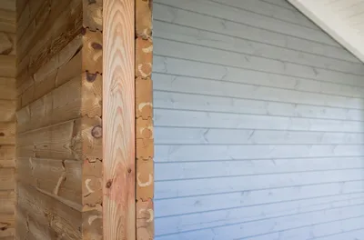Внутренняя отделка деревянного дома, цена | Отделка внутренних стен  деревянного дома | Компания Краски Жизни.