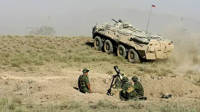Нас там нет». Показываем в фото, как белорусские военные поддерживают  российскую армию в войне против Украины
