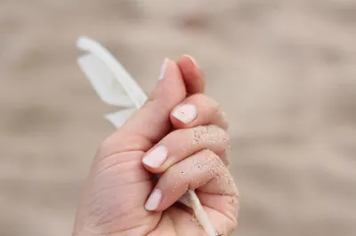 Самые красивые волнистые ногти на руках: фото в высоком разрешении