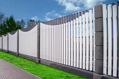 Как сделать забор из профнастила своими руками | Как установить забор из  профлиста, его монтаж | Полезные статьи | Санкт-Петербург | СПК