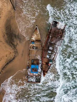 Где в Киеве обнаружить затонувшие корабли: фотофакт - Украина - Киев |  Обозреватель