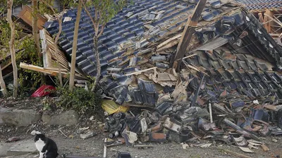В Японии несколько домов обрушились из-за мощных землетрясений - РИА  Новости, 01.01.2024
