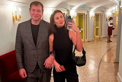 Жена Александра Емельяненко рассказала о разводе с именитым бойцом -  Газета.Ru | Новости