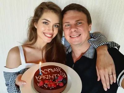 Красавица-жена Дмитрия Комарова раскрыла подробности их отношений -  Lifestyle 24