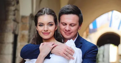 Молодая жена Дмитрия Комарова продемонстрировала идеальный образ (фото) —  УНИАН