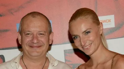 Адвокат сына Дмитрия Марьянова утверждает, что жена актера просила его  написать завещание