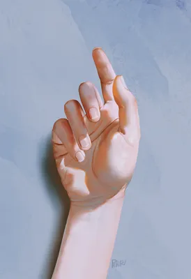 Женская рука на фото в формате JPG