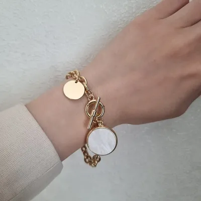 Золотые браслеты на руку женские: фото с разными размерами
